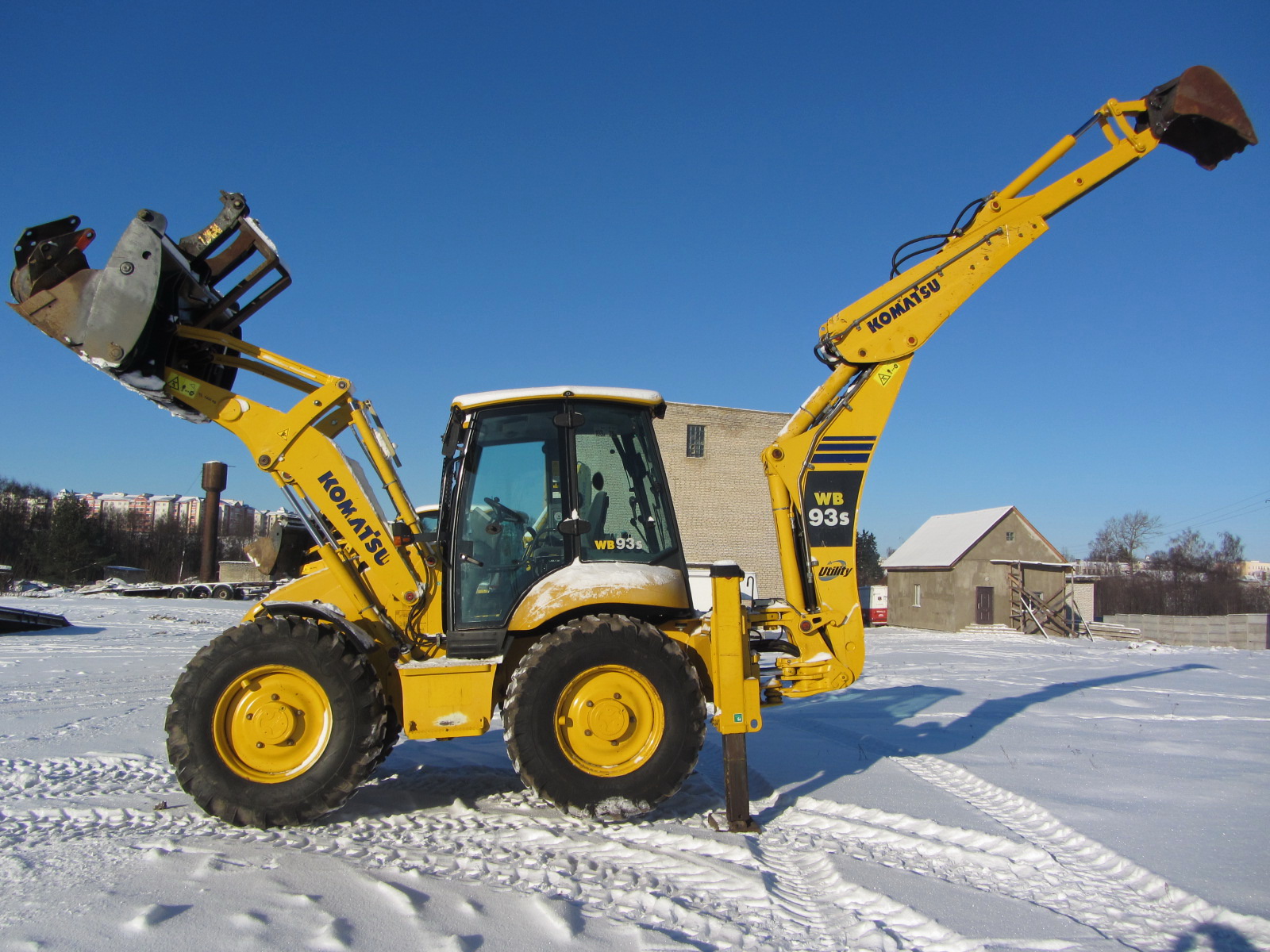 экскаваторы погрузчики бренды модели популярные